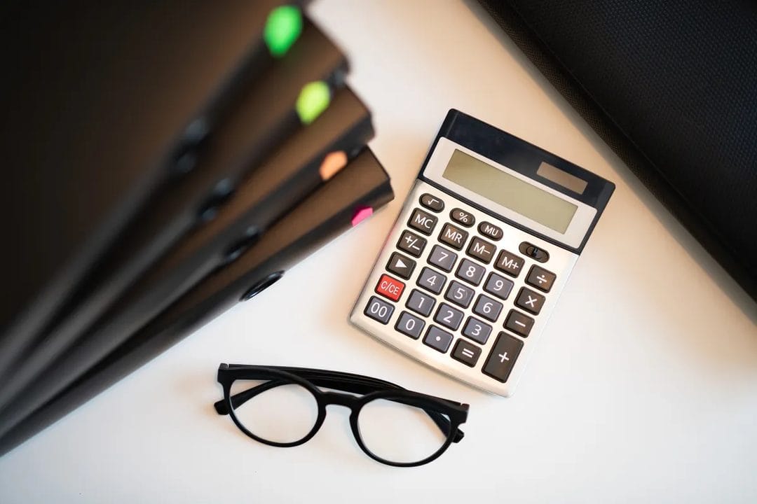Debt Consolidation Loan Demand Rises as Bank Rate Cuts Reach Personal Loan Pricing
